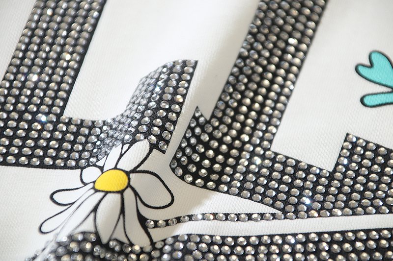 VALE USA Rhinestone Graphic Short-Sleeve T-Shirt